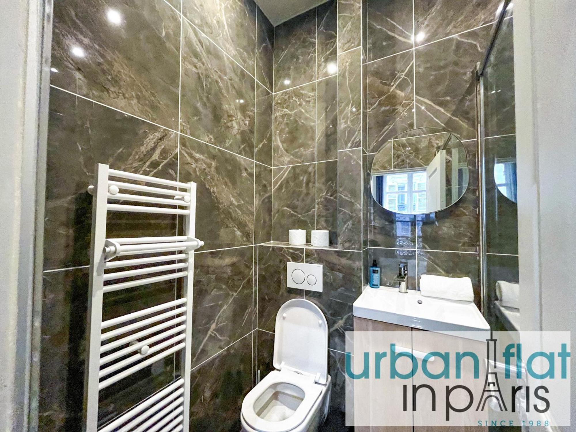 Urban Flat 63 - Beautiful 3 Bedroom Flat Champs-Elysees Parigi Esterno foto